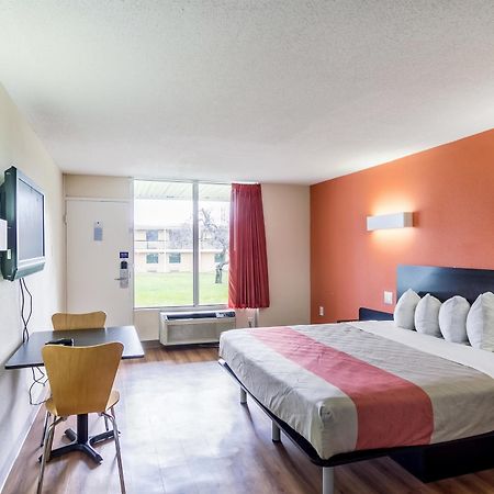 Motel 6 ניו ברונסוויק מראה חיצוני תמונה