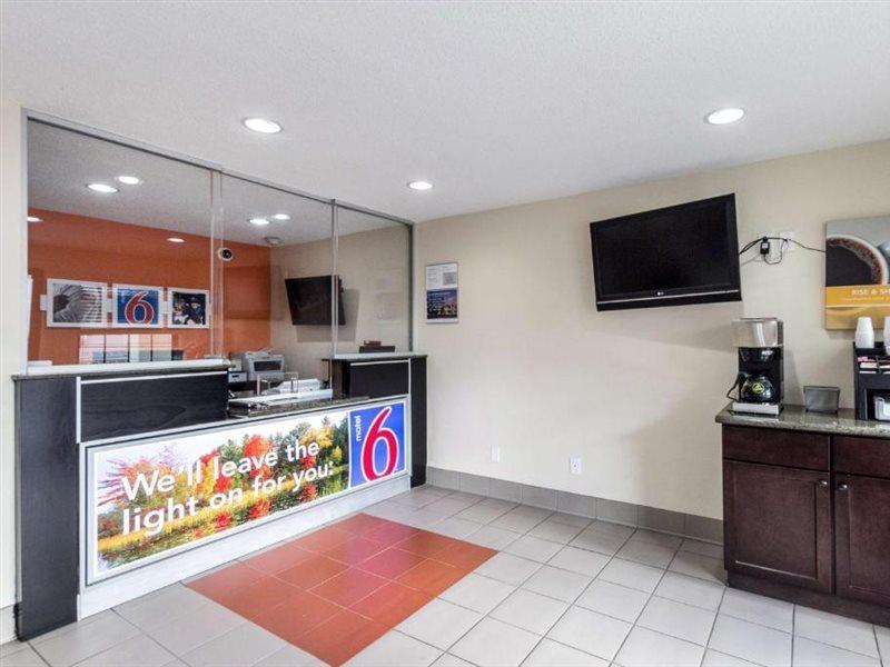 Motel 6 ניו ברונסוויק מראה חיצוני תמונה