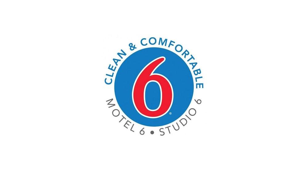 Motel 6 ניו ברונסוויק מראה חיצוני תמונה